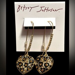 NWT•Betsey Johnson Gold and Black Heart Drop Earrings